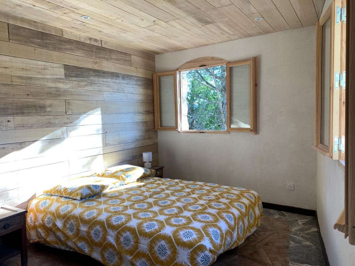 Grand Gite Les Cabanes De Fallot Pour 19 Personnes - Piscine Naturelle L'isle-Bouzon Exterior foto